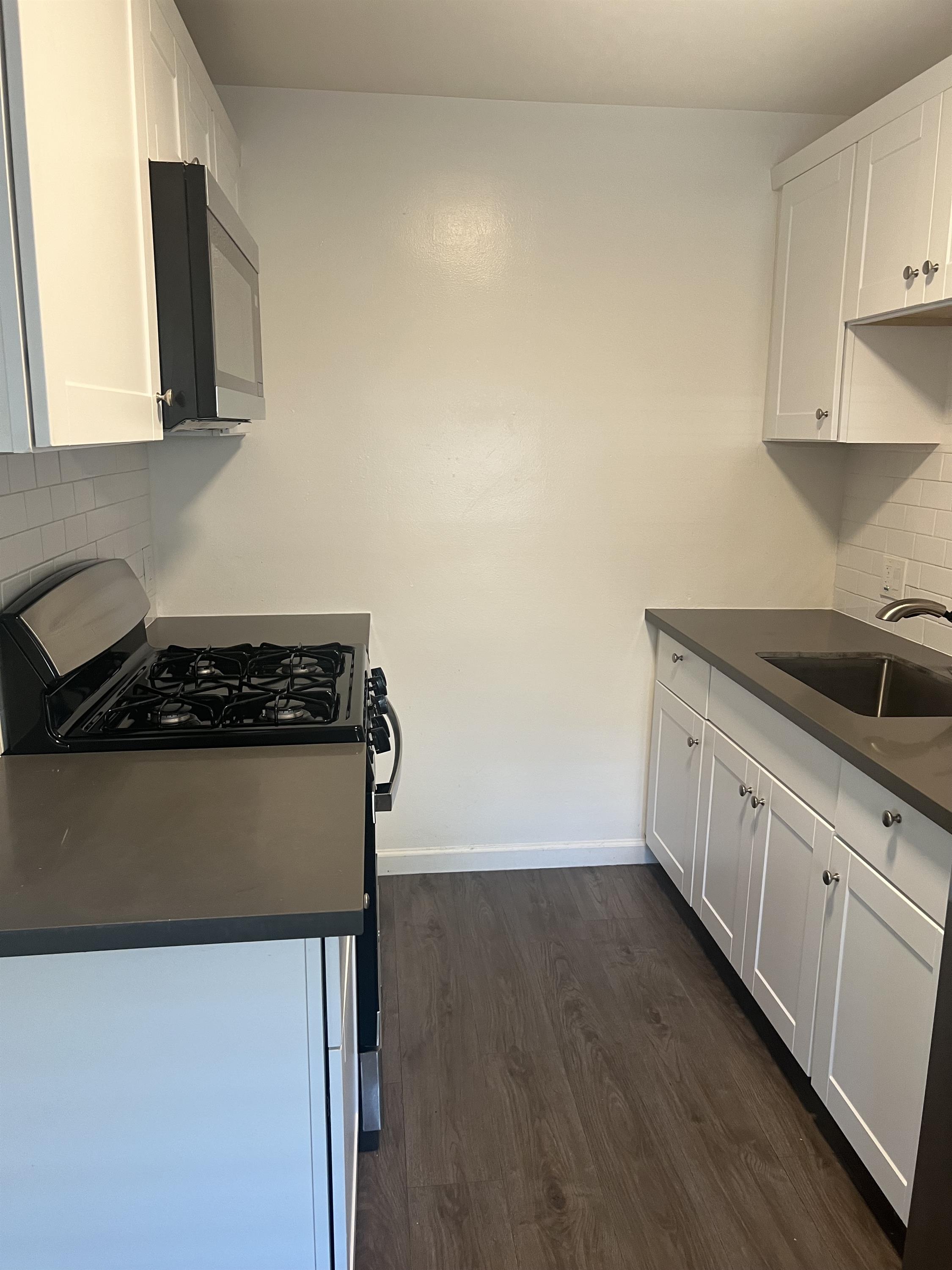 3008 O Street - 10